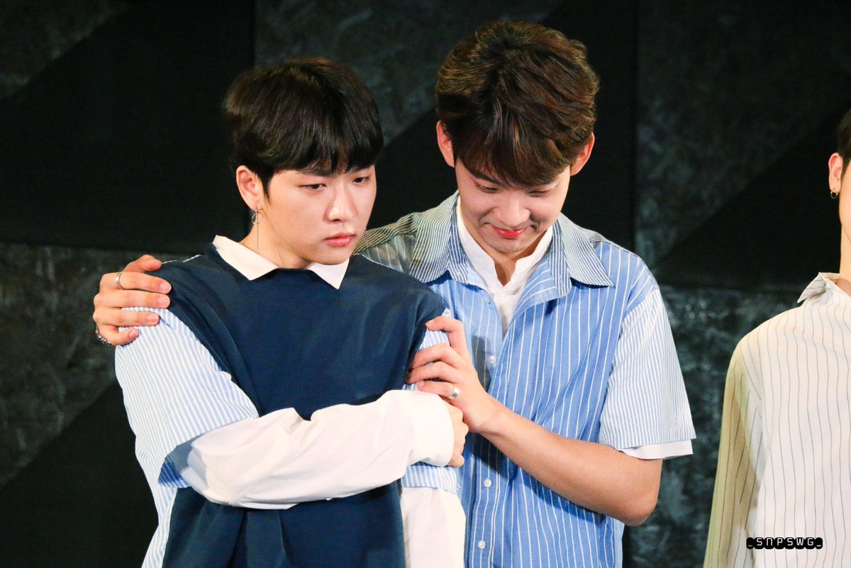 181118

XENO-T LIVE &amp; FANMEETING -EVERYTHING-

커플×2ㅋㅋㅋㅋ

#제노티 #XENO_T #XERO #제로 #Sangdo #상도 #호준 #Hojoon #비쥬 #BJOO