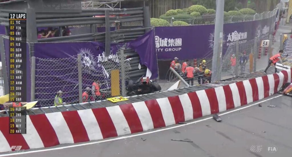 DorBoccolacci's tweet photo. Big crash in Formula3 #macauGP  
I hope @SophiaFloersch is fine ! 🙏 https://t.co/vyKM82AYsF
