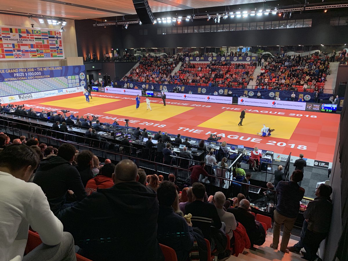 NihonSport's tweet photo. Is het geen 'beauty' de #Agglorex #judomat die we hebben geleverd voor de Grand Prix in Den Haag. Nihon Sport; uw specialist voor de allerbeste #sportmatten. Over de prijs worden we het altijd eens!! #tatami #NihonSport #PersonalPassionPerfection https://t.co/R6hsnIKd90