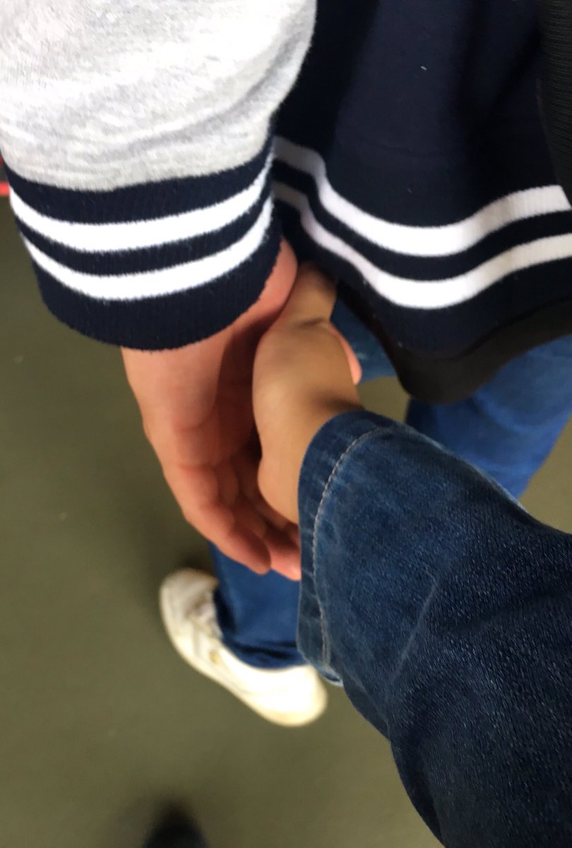 1102Jyonho's tweet photo. 彼女とデデに https://t.co/SOSXzqXP25