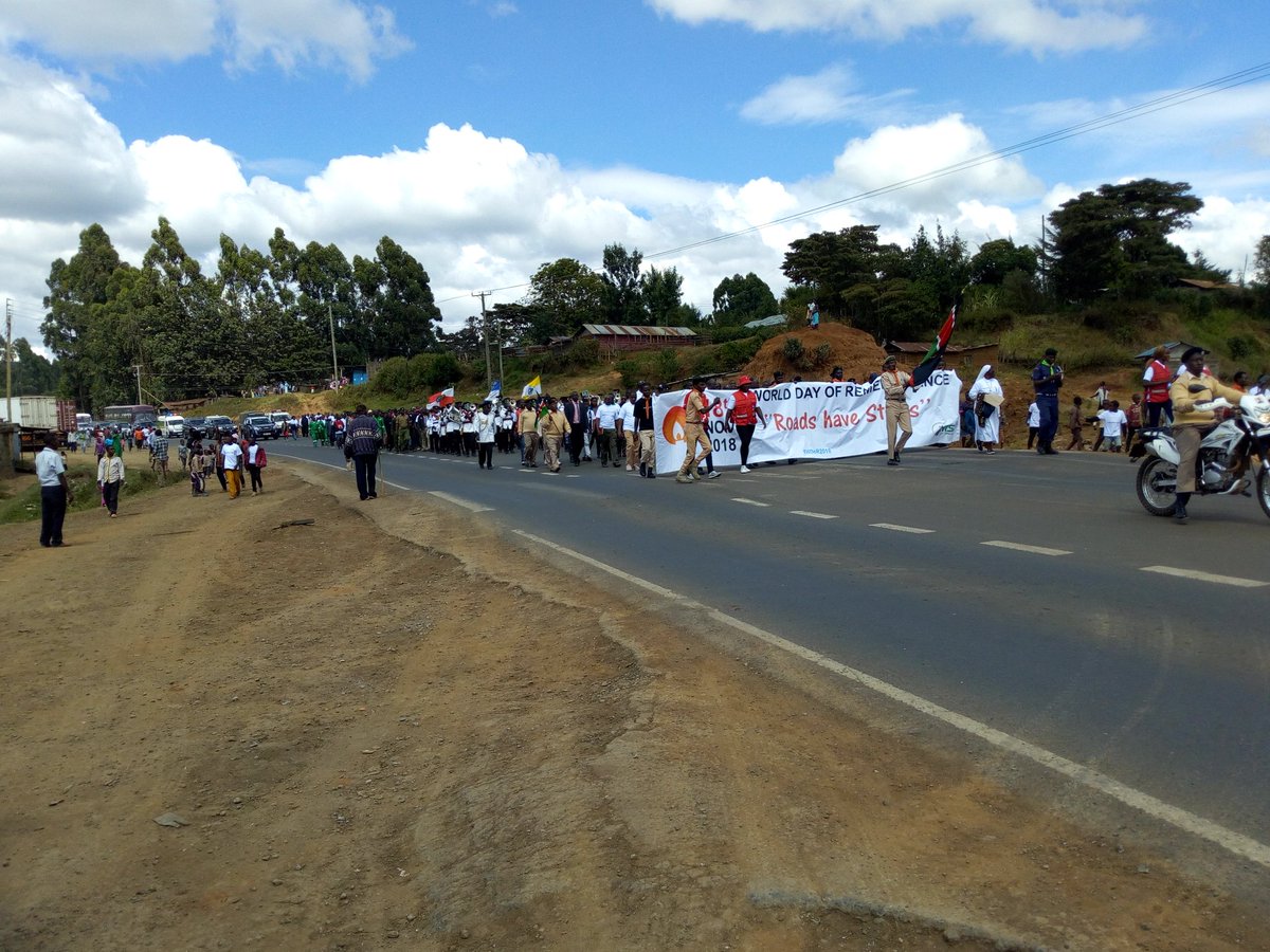 KenyanTraffic's tweet photo. 15:10   World day of remembrance for road crash victims-National event at Sachangwan,Nakuru county-Kenya.We are starting 25 counties awarenes.Thanks to @BonfireSafaris  #SRstracking #FlexCommunications @ntsa_kenya @TransportKE cc  https://t.co/ltPMHZsLxG via @roadsvolunteer