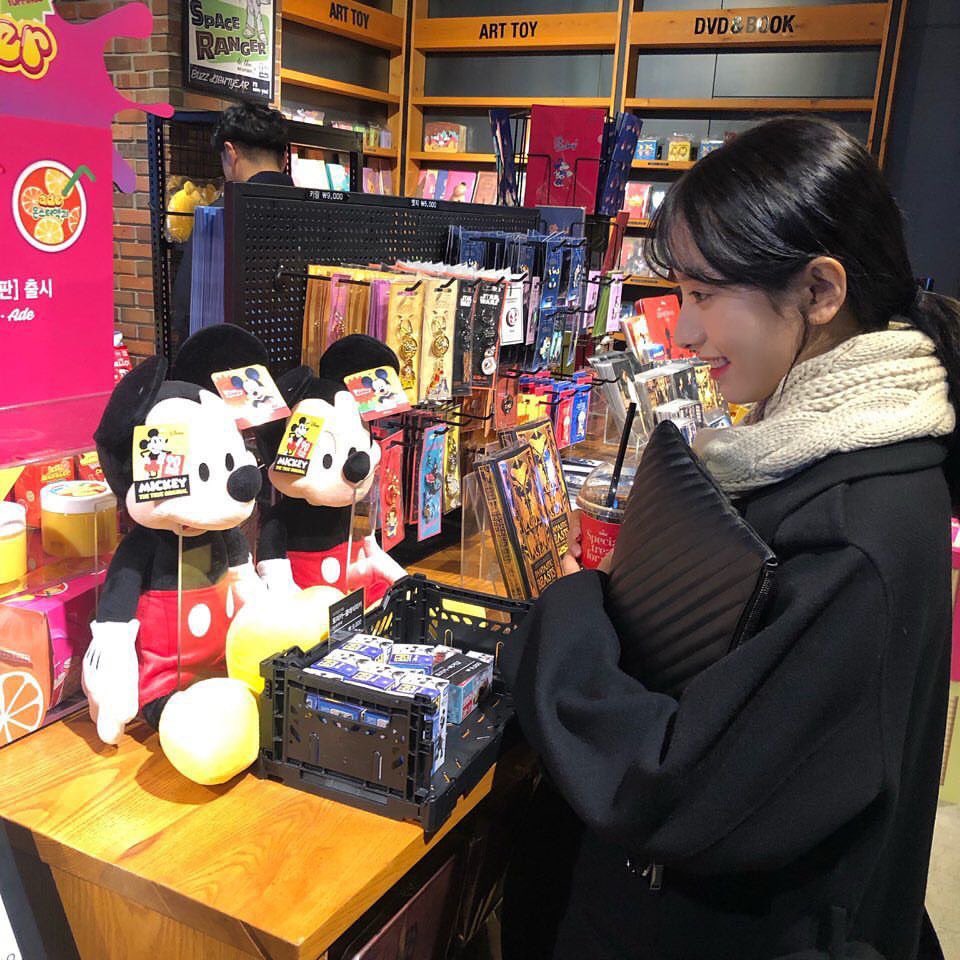 K819C116's tweet photo. [bn_95819] Hi MICKEY👋
https://t.co/m4mbYL5Kic https://t.co/CaKuErvnEh