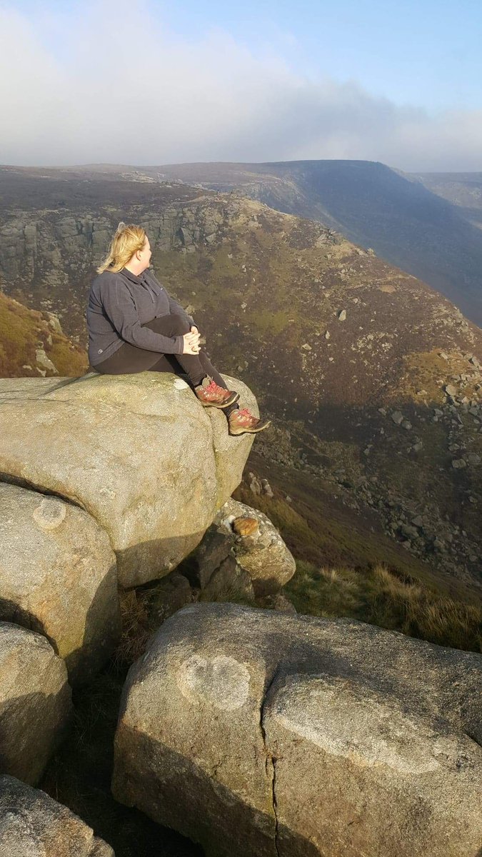 divadoe's tweet photo. Such a good day in the peak district #feelingrelaxed https://t.co/6o482gv2rl