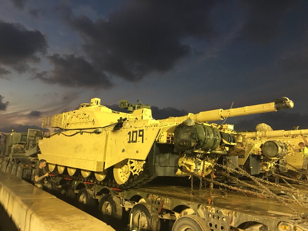 9RegimentRLC's tweet photo. Itโs โall goโ at the wash down in Oman ๐ด๐ฒ as we prepare the first of the #saifsareea vehicles and containers for their journey home #makingoperationshappen #WeAreTheRLC https://t.co/qRsoGdEioy