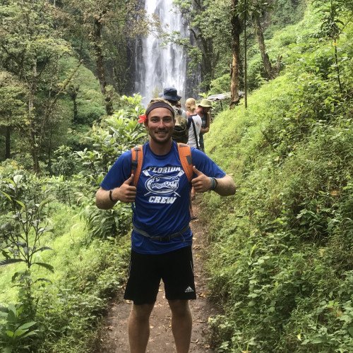 yuujouworld's tweet photo. This is Joey. As you can see he loves to chase #waterfalls. Head over to our website and discover his full profile.

#heretomakefriends #nature #natureisart #travelblogger #travelgrams https://t.co/qwlL3uu9Mi
