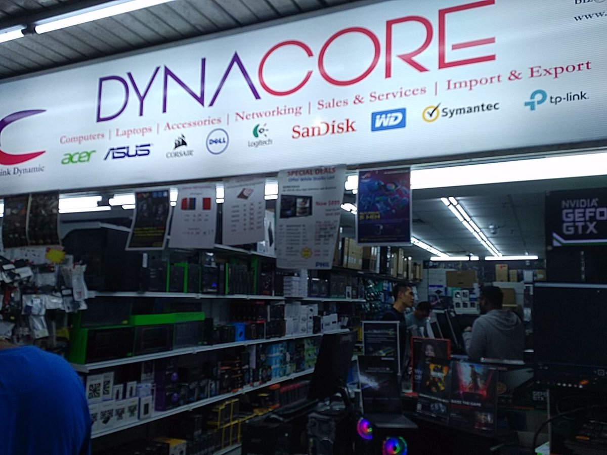 Gyrowoof's tweet image. Around #Simlim Square, #Singapore PC hardware mall for a walk around and price check today. :)