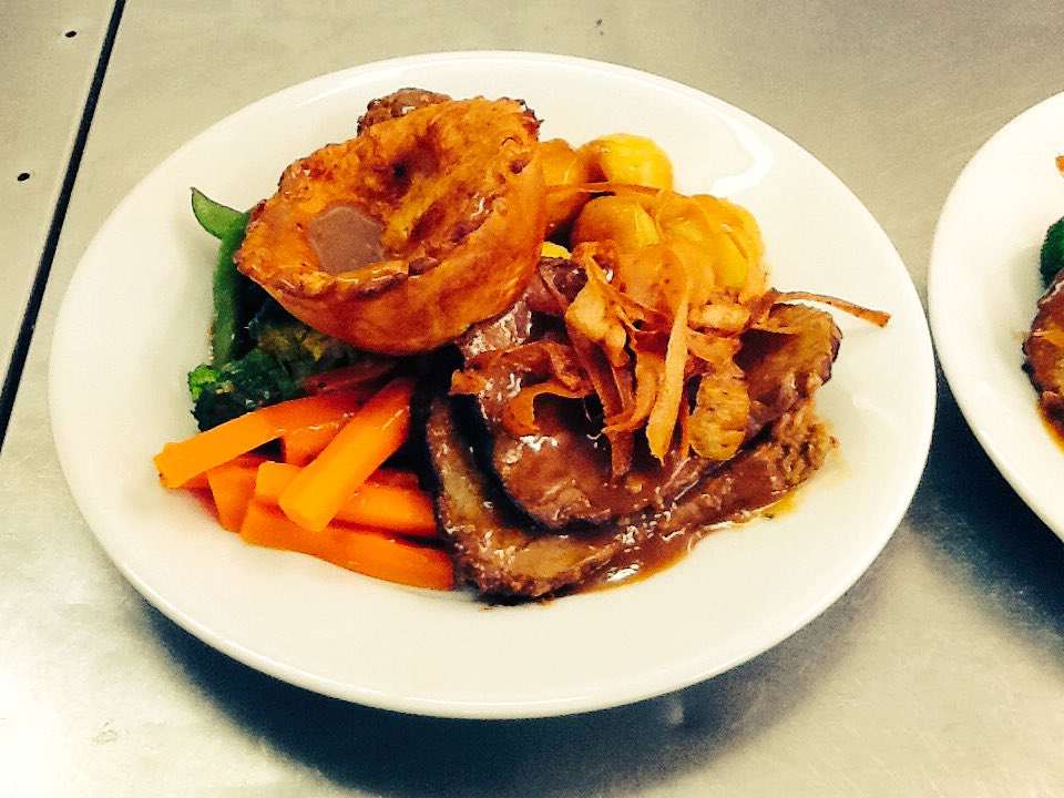 We are serving Sunday launch today from 12 -4  best Sunday launch in telford .. And maybe creaky cocktail