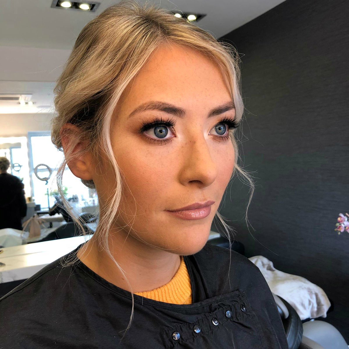 Buffmakeup's tweet photo. Natural Make-up by our gal @enchantyoureyes #bufflove #buffmakeup #buffhession #beauty #natural https://t.co/W1x9IrPmIO