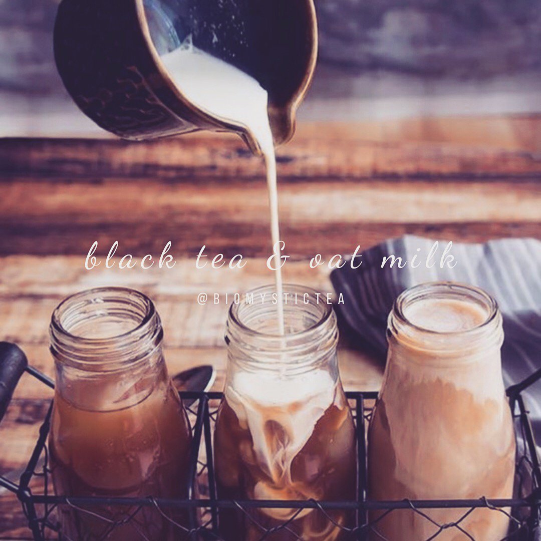 Biomystictea's tweet photo. We like to drink our Energy Tea blend with a splash of oat milk for a smooth taste and a boost of energy to blow the sleepy cobwebs away 🕸 https://t.co/sAr0kSp0K7