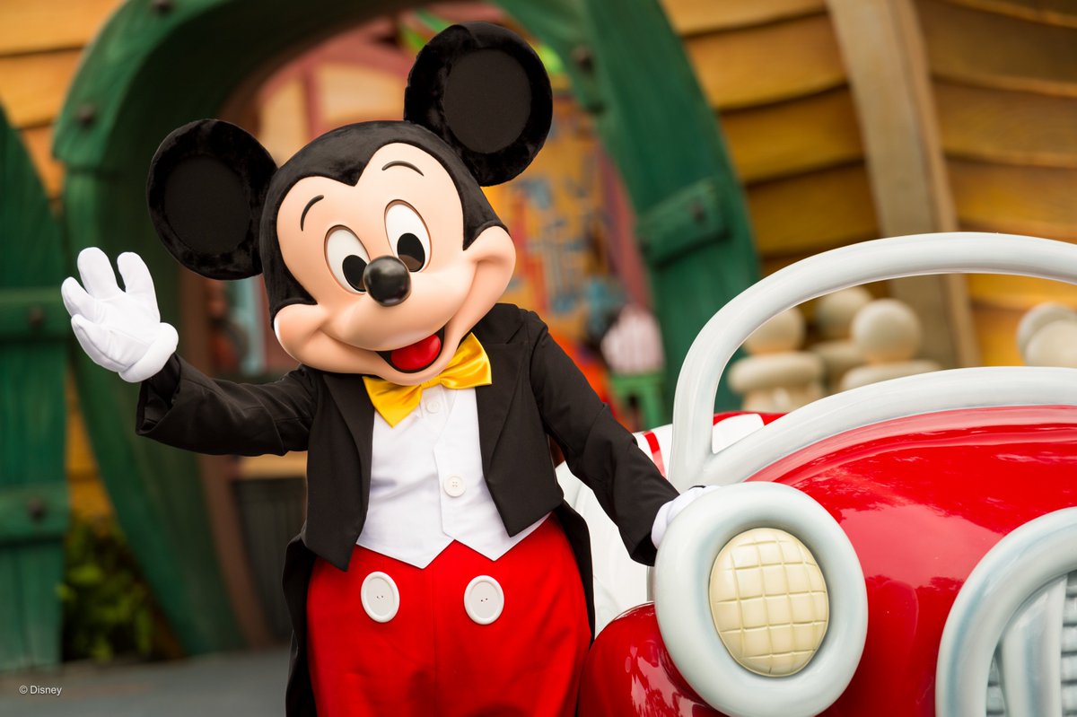 OmniTheatreUK's tweet photo. Today is Mickey Mouse Day!!

Hope your day is filled with Disney magic and happiness

#MickeyMouseDay #Disney #MagicKingdom #MickeyMouse https://t.co/r4NsBJnHLD