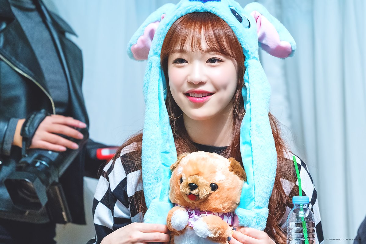 chaekyung_0707's tweet photo. [18.11.17] 목동 코바코홀 팬싸인회 #TheRuby #예쁜게죄 #OGN #정복자들 #파밍웨이 #탐나는크루즈 #APRIL #에이프릴 #레이첼 #Rachel #レイチェル #체리 #리첼 #빵빵즈 https://t.co/J95KMt95sn
