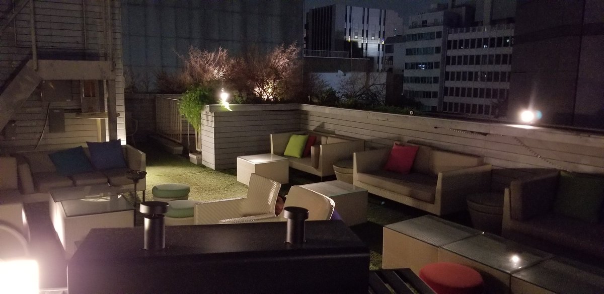 ロックスターホテル