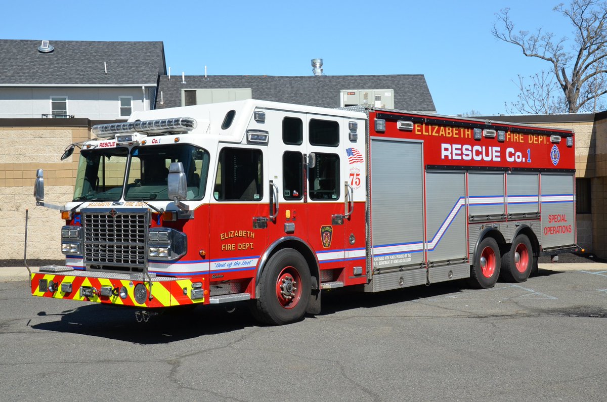 fireenguk's tweet image. Going through my albums from USA today, here is some photos from Elizabeth FD in New Jersey seen in April 2017. #greattimes #firebuffing