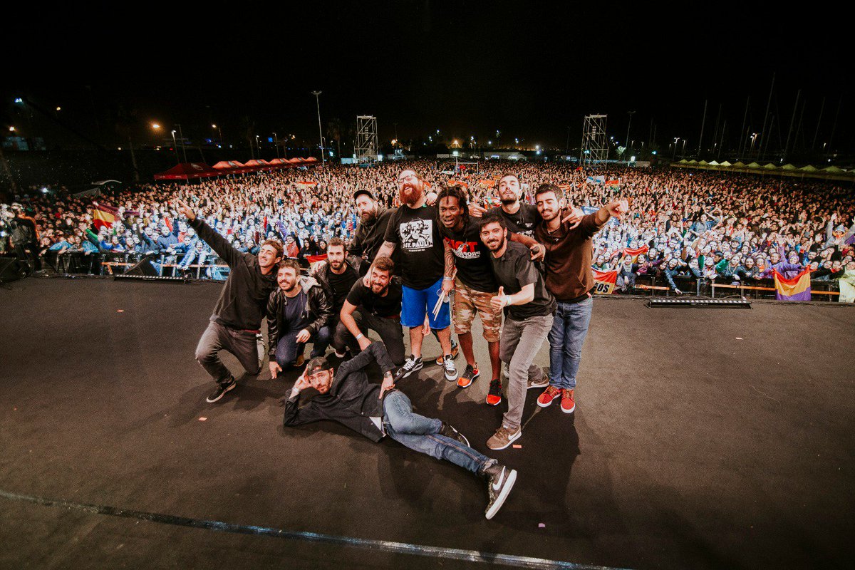 laraizband's tweet photo. Gracias por enseñarnos que los sueños se pueden tocar.
¡La Raíz Siempre! https://t.co/9yAkbCmgpp