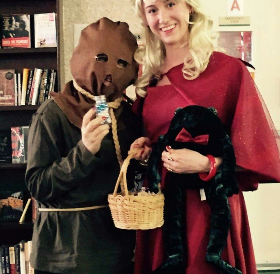 tlos_loveJP's tweet photo. γγͺγζ°γ«ε
₯γ£γ¦γππ·π
From my memory ,
with @chriscolfer π 12 July/ 2016.
I was the masked man with a portal potion β
#TLOS
#TheUltimateBookHuggersGuide https://t.co/iJDXXMc7zl