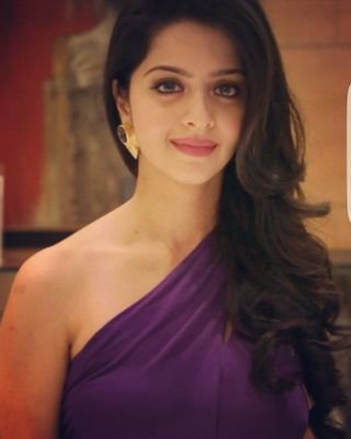 iamSingampuli's tweet photo. @Vedhika4u Follow 👉@VedhikaNewsFC https://t.co/rIoPRglRaN