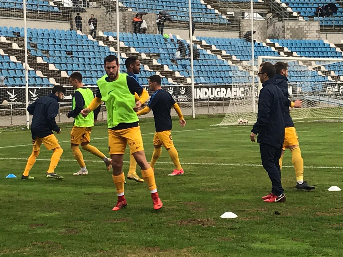 UCAMMurciaCF's tweet photo. 🔥 ¡A calentar! https://t.co/wimh5s8SCH