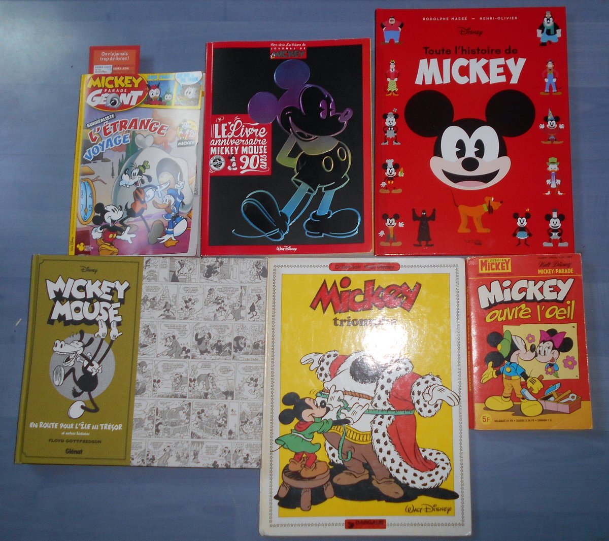 Lolo70 90 Ans De Traversee De Generations Joyeux Anniversaire Mickey Mickey90 Lolo70 90 Ans De Traversee De Generations Joyeux Anniversaire Mickey Mickey90