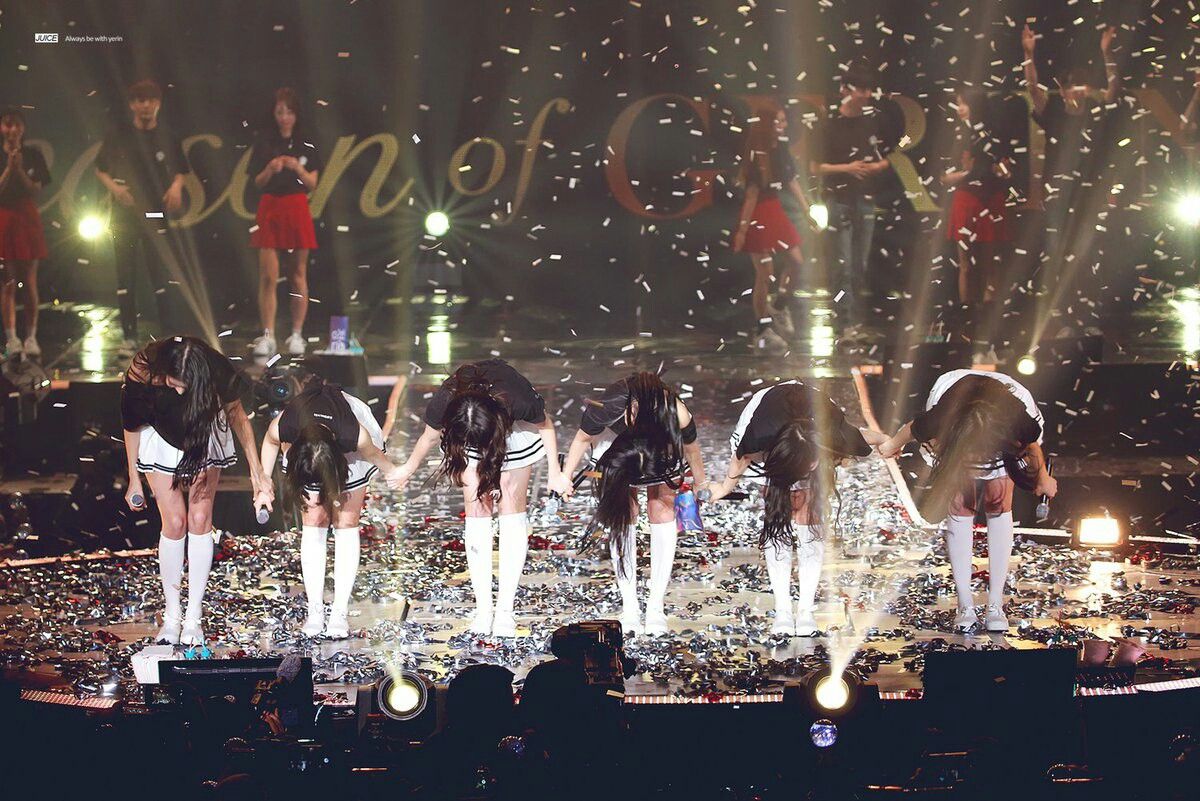 Miniiiiiiiiiis's tweet photo. จีเฟรนด์ คือ วงที่มีสมาชิก 6 คน ถ้ารักจีเฟรนด์ก็คือต้องรักทุกคน ไม่ใช่ว่าเมนใครก็รักแต่คนนั้น อย่าบอกว่าใครดีกว่าใครเลย เพราะพวกเขาทุกคนคือหนึ่งเดียวกัน ไม่ว่าใครจะมีงานเดี่ยวหรือผลงานอะไรก็ตาม หน้าที่ของบัดดี้คือเป็นกำลังใจให้พวกเธอต่อไป  #GFRIEND #BUDDY https://t.co/gCXKA51Wvz