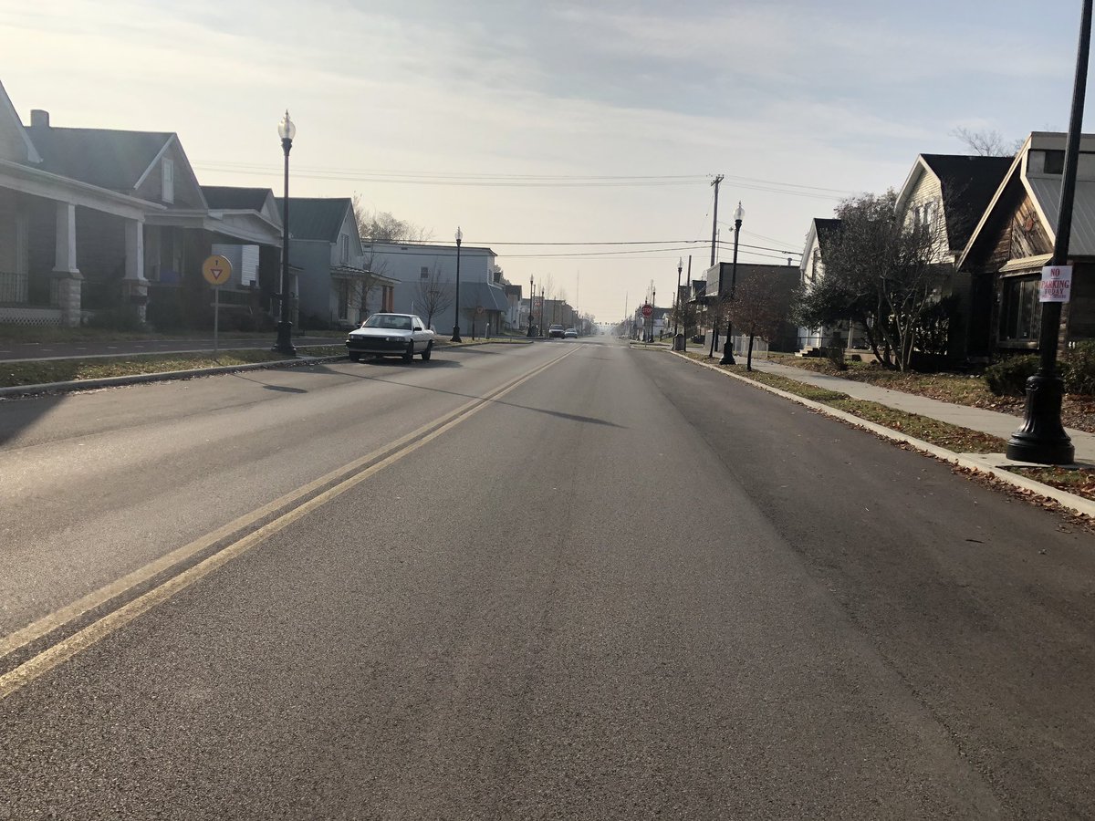 EvvParade's tweet photo. Beautiful day for a parade! Bring the whole family down to North Main for the 2:30 parade! https://t.co/pjj1aLzLa5