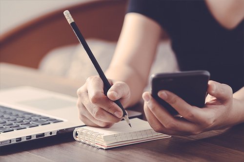 OfficialFPCan's tweet photo. One in three Canadians would fail a financial stress test. If your bank account can’t handle an emergency, it’s time to #FindYourPlanner. #FPW2018
https://t.co/1hGhs6Fjd2 https://t.co/9zlthrwDQZ