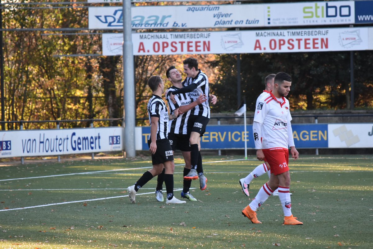 leoke62's tweet photo. v.v.Gemert laat koploper Unitas kansloos door geweldige teamprestatie https://t.co/3OevhYqZ3D