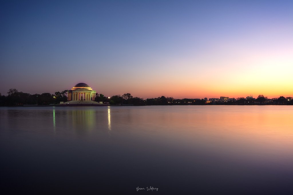 "Sunset Falls" Yesterday evening around the Tidal Basin. Full gallery: instagram.com/spcbrian22/  #WashingtonDC #agameoftones #natgeo #YourShot #landscapephotography #landscape #landscapelovers