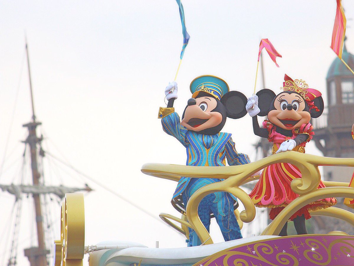 daisy0084d's tweet photo. Happybirthday mickey&amp;minnie❤️
#90th https://t.co/xwwTJ6r35L