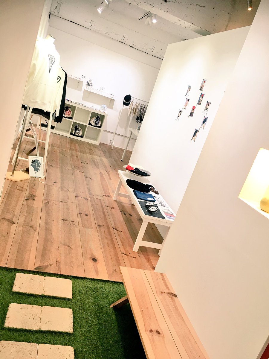 shiopiii0719's tweet photo. NaAst POP UP SHOP@OSAKA無事に3日間終了致しました！
不安もありましたが、数年ぶりの方や初めましての方にお会い出来て、挑戦して良かったなと感じました。
そして、また大阪開催出来るように、もっと力をつけなきゃなと思いました、、！本当にありがとうございました◎また是非会いましょう！ https://t.co/EFoSh0H9pp