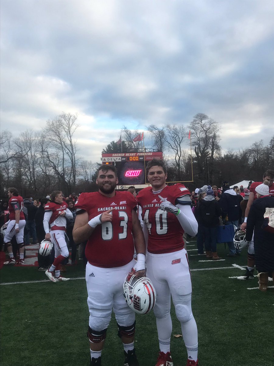 SPCAthlete's tweet photo. Football Saturday with the #SPCFam Conference titles were going around #blackbears #blackhole #CAA #SHU #ringszn @OwenElliott40 @Jackiemoon_25 @garretlynn1 #twitterlessMichael https://t.co/X7jipJaLTY