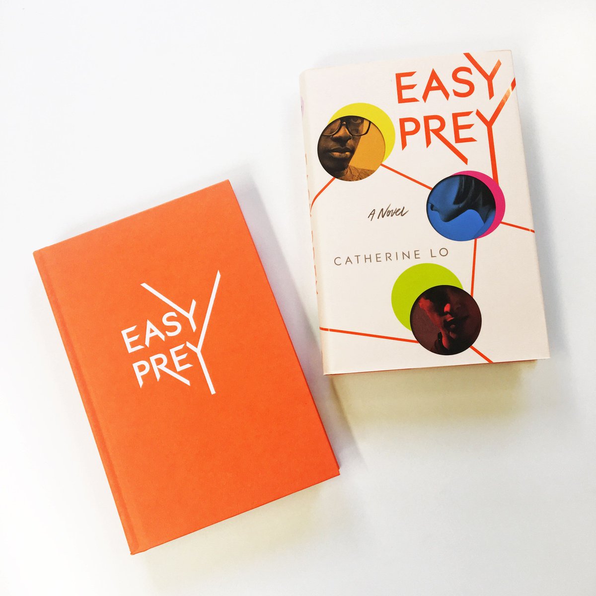 Rebel girl.
Computer nerd. 
Star athlete.

Who leaked the pictures?
buff.ly/2LJP21L
#EasyPrey @CatherineELo <a href="/PiqueBeyond/">Pique</a>