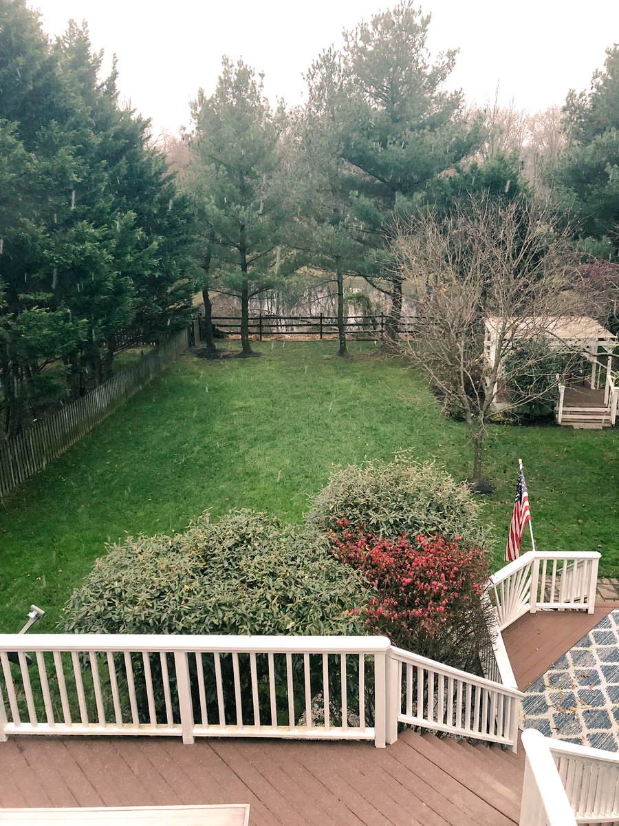 wmwwheels's tweet photo. #Thankful Day 18: Our Home π A place we can make memories, always feel at peace, and know that we are safe under one roof. I love our backyard and I smile thinking of the family time spent here. Home is where the heart is. β€οΈ #MarylandFall https://t.co/iS0HcqO2TQ