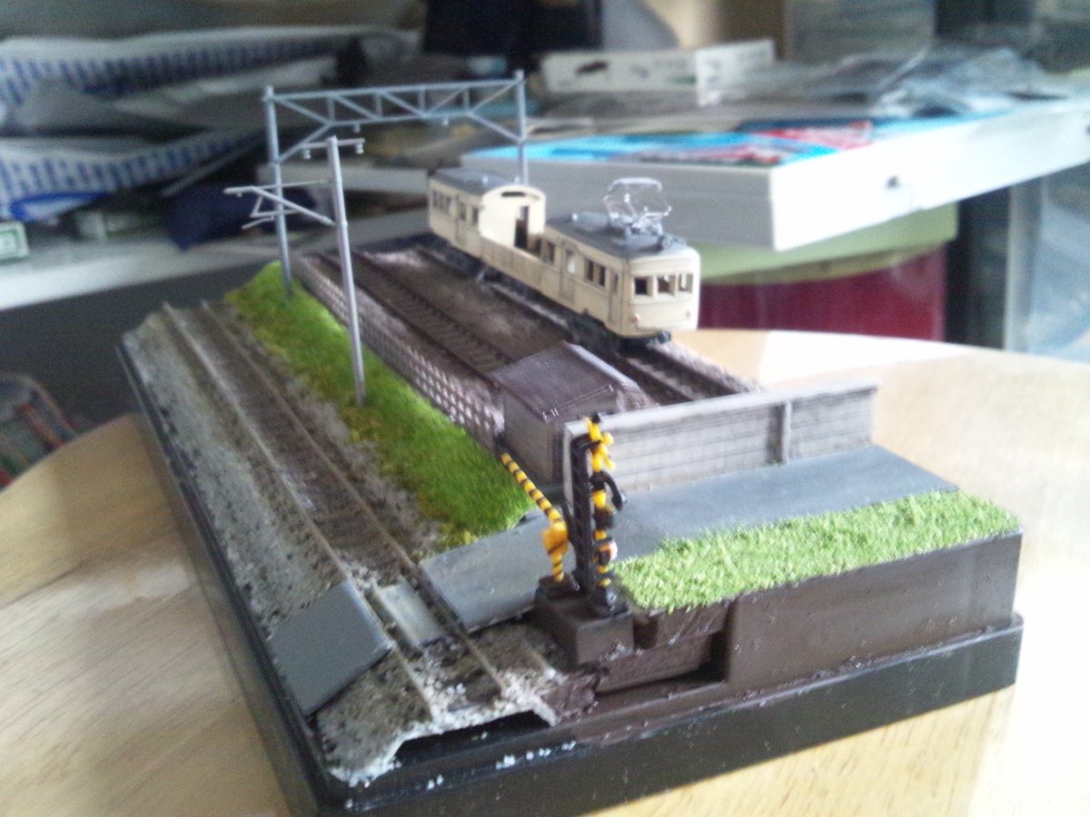 青快 در توییتر また100均ケースで小さいジオラマ作ろうかな