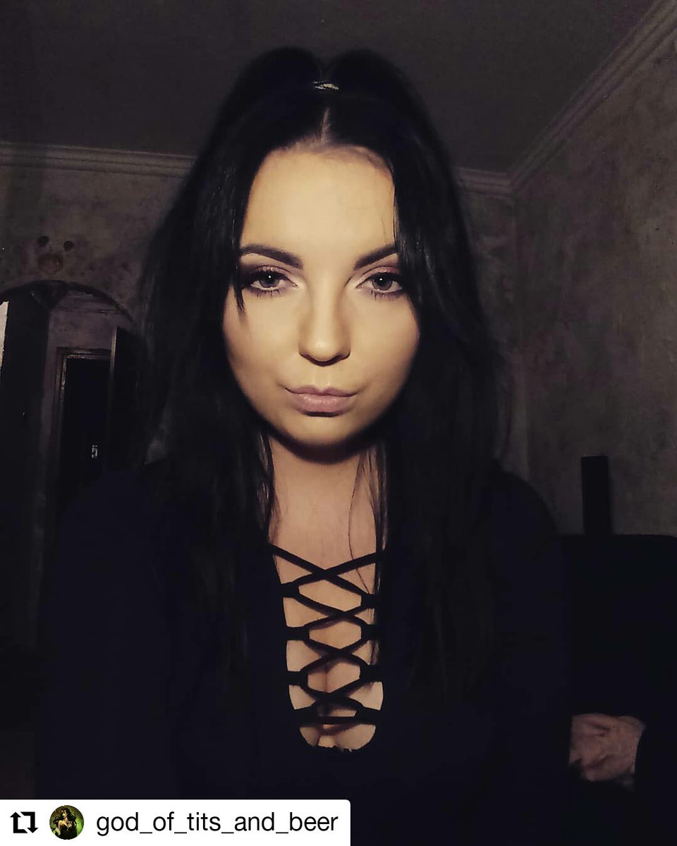 StarHanUrb's tweet photo. We have not written anything here for a long time. So we decided to add some photos. We wish you all a nice day 📸❤ 

https://t.co/lE3x28QyFv 

https://t.co/6xMBJn1L8U 

#polishwomen https://t.co/QNfcqNsaDL