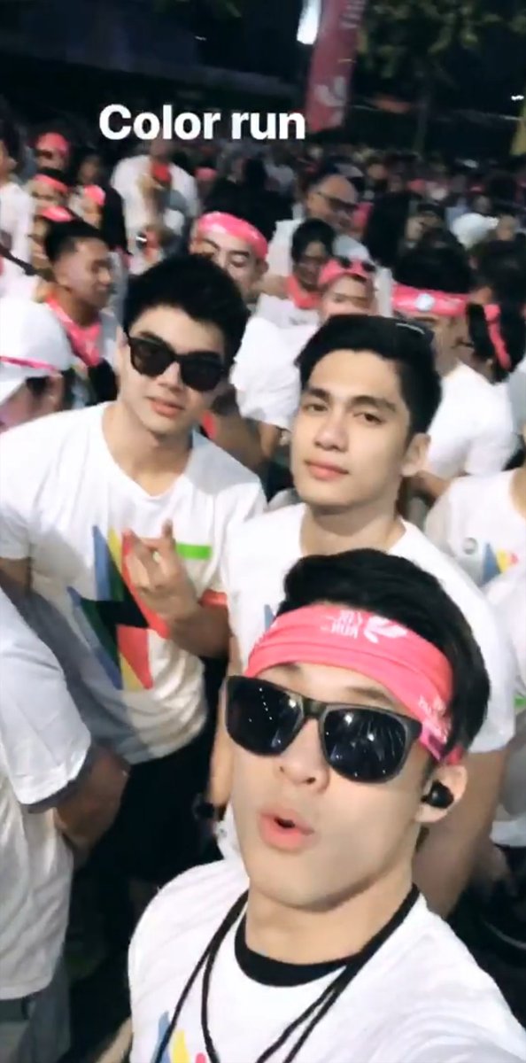 PaulstersOFC's tweet photo. #Happiest5k on the planet! π @PaulAndreSalas #TheColorRunPH #IAmSuper https://t.co/uZW4M5yIb6