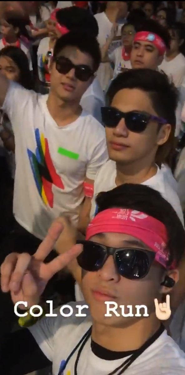 PaulstersOFC's tweet photo. #Happiest5k on the planet! π @PaulAndreSalas #TheColorRunPH #IAmSuper https://t.co/uZW4M5yIb6