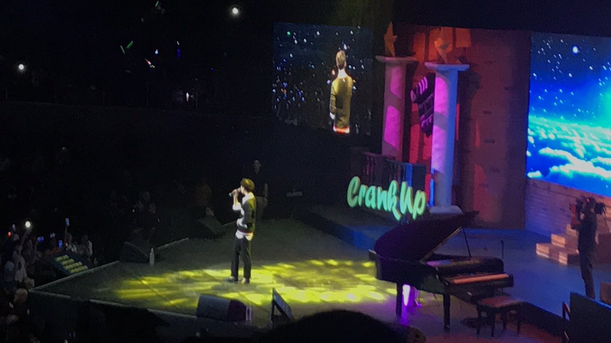 winkoniverse's tweet photo. I AM BEYOND HAPPY AND GRATEFUL #LJSinManila https://t.co/htJa7Elgxf
