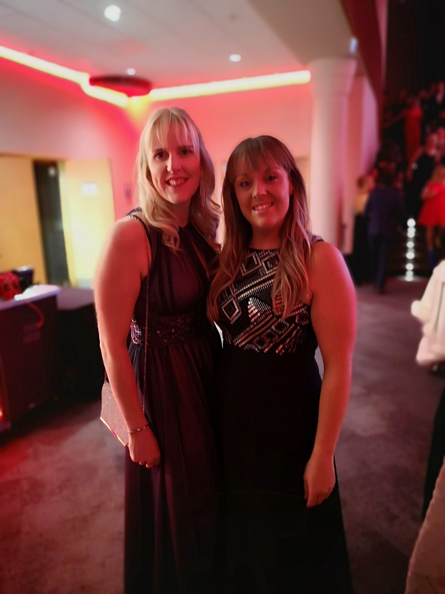 xlynseyx's tweet photo. Join myself and @emzy611 at one of our #HellesdonSlimmingWorld groups on Mondays, Wednesday's and Fridays 💜 #slimmingworld #slim4xmas #norwich #hellesdon #foodoptimising https://t.co/6hYeyRc5mr https://t.co/gcQKNvOzFK