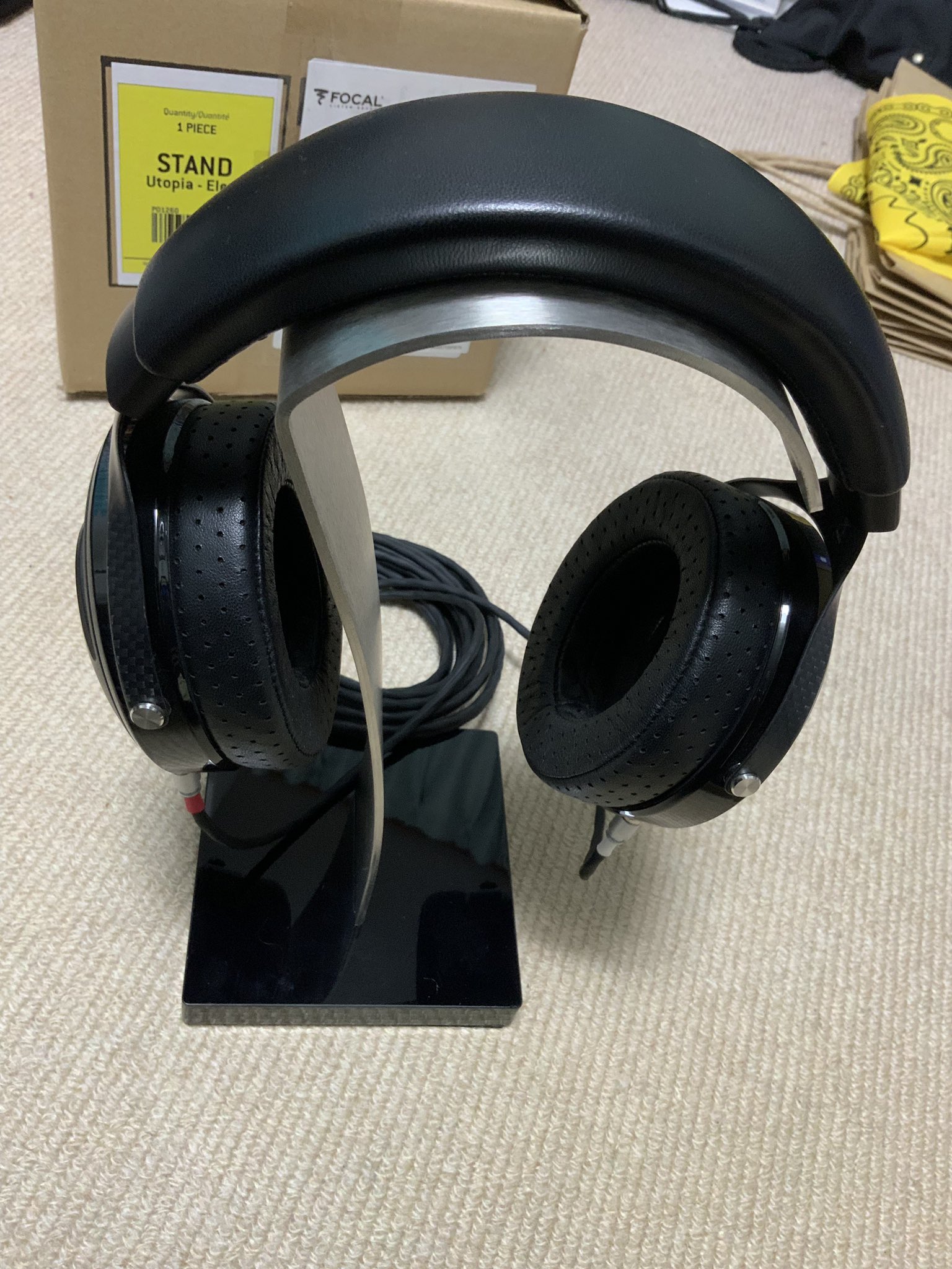 FOCALヘッドフォンスタンド