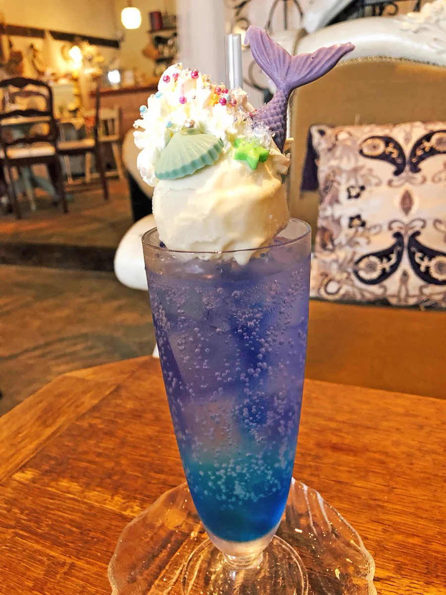 のどごしスッキリのソーダ！『マーメイドラグーンフロート』飲んでみたい！