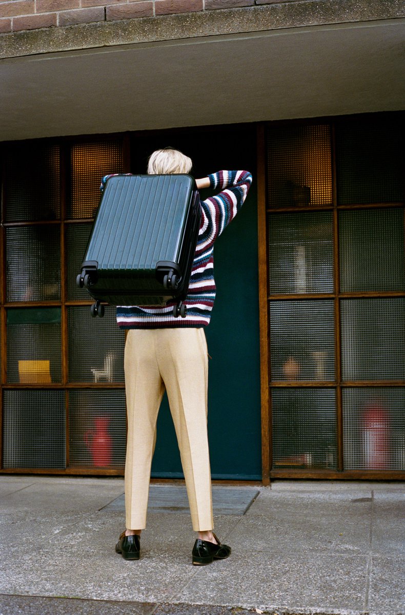rimowa essential lite large
