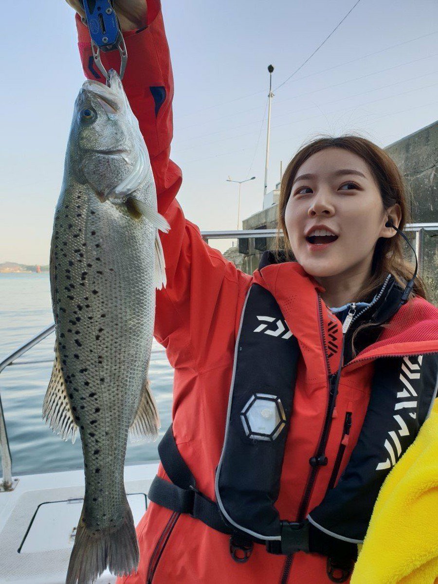 Wowkorea 韓流ドラマk Pop Pa Twitter 子役出身の女優キム セロン 想像がつかない趣味 話題 釣り好きで 実際 釣り番組にもキャストされるほど キムセロン の韓流live T Co Yslsrarsjx