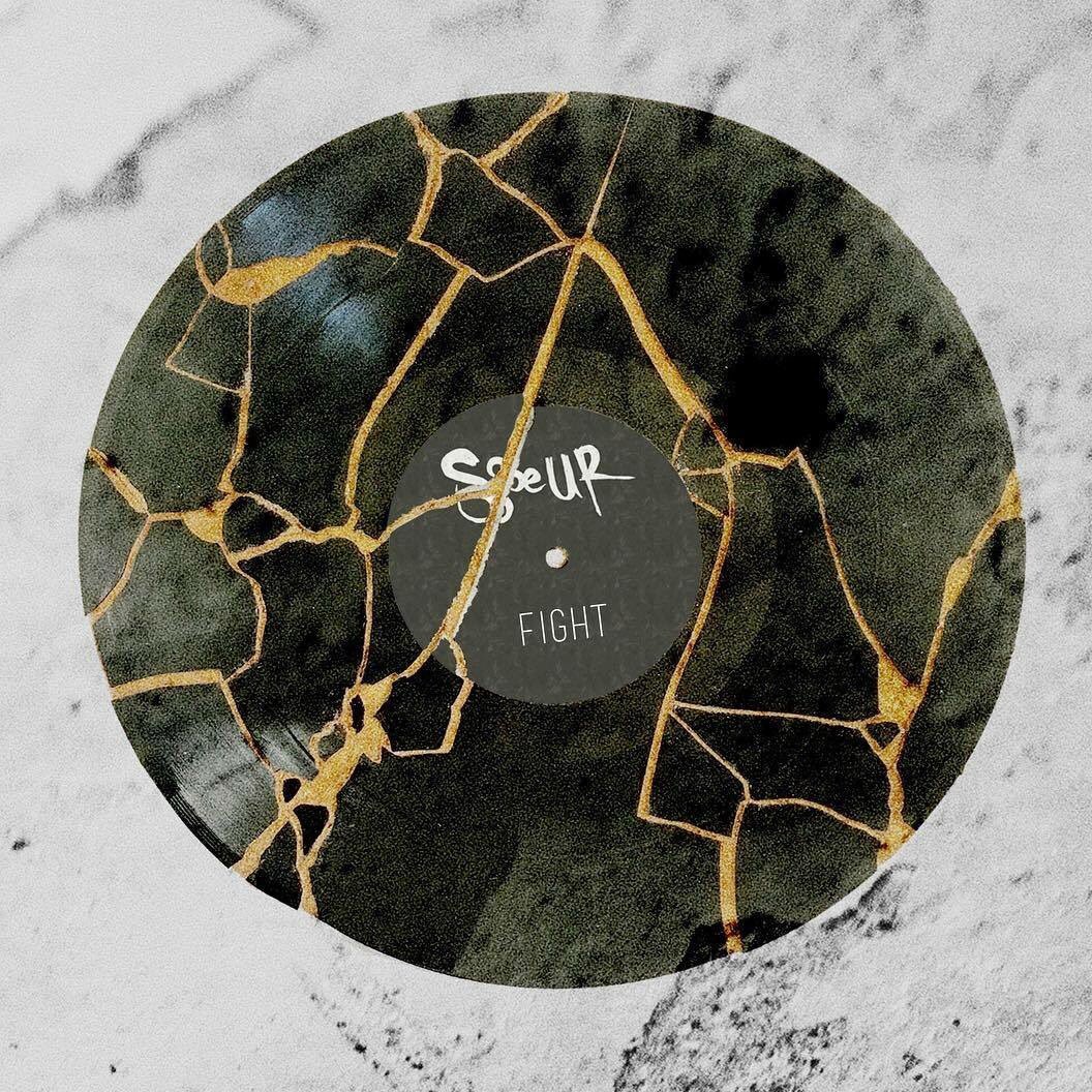 wearefoma's tweet photo. 🤟New @soeursoeursoeur EP out now! 🤟

Give it a spin ahead of their big Brum show with us at @hareandhounds on 28th Nov with @YrPoetry and Outlander!

https://t.co/nXI9Rl4RlG https://t.co/JlncuF67Ce