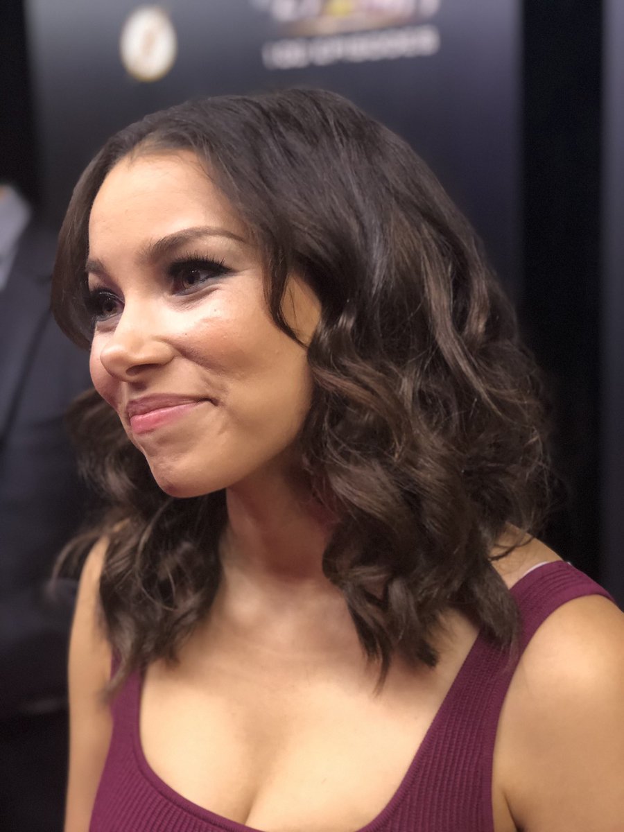 These ladies look absolutely gorgeous, I love their outfit choices

#TheFlash #TheFlash100 #CandicePatton #IrisWestAllen #JessicaParkerKennedy #NoraWestAllen