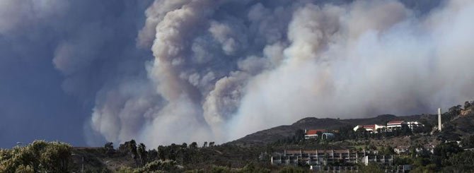 #California's ongoing worst #wildfires ever will not affect the 2018 #vintage, which is now in tanks and barrels.  #wine #USA #MalibuFire winesocial.co/news/reports-a… via <a href="/WineSocial/">WineSocial</a>