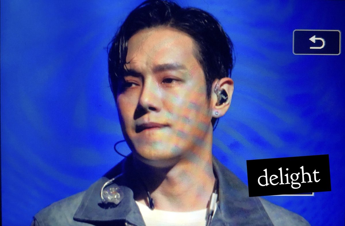 One_delight's tweet photo. 181118 콘서트 프리뷰
#환희 #플라이투더스카이 https://t.co/Wryqx18tGK