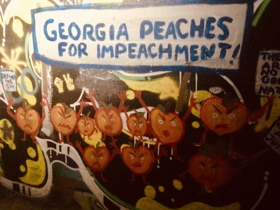 MiaMBloom's tweet photo. Gotta love #Atlanta street art! #krogstreet tunnel always features the edgiest art with subtle messages 😉 https://t.co/SotEseHcRx