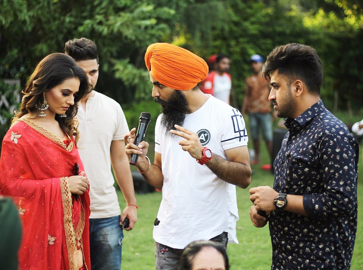 sardaarfilms's tweet image. #sangmaargayi 23rd nov worldwide ☺️☺️ #geetazaildar #jassix #dirjaspreetsingh #tseries #ptcpunjabi #ptcchakde #sardaarfilms 🎤🎬❤️