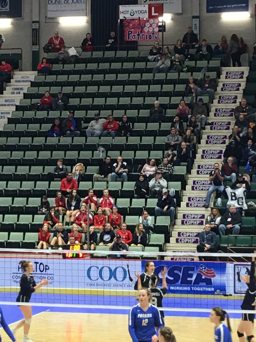 pamelahrtn's tweet photo. Itβs awesome watching all of our loyal β¦@owego_vballβ© fans coming into the arena after making the trek to Glens Falls. #smallcommunitiesrock #statechampionships2018 https://t.co/YGkAJBnsdd