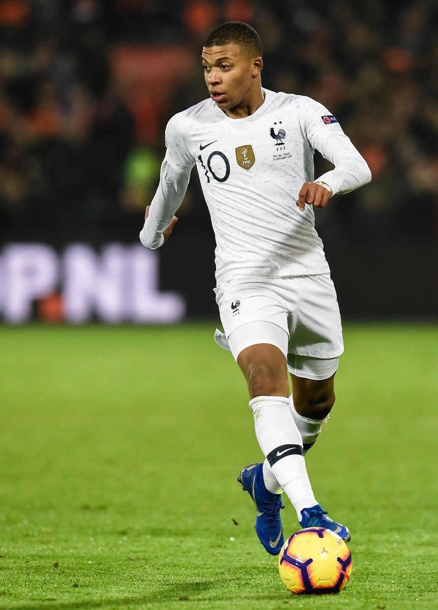 Maman de kylian mbappé